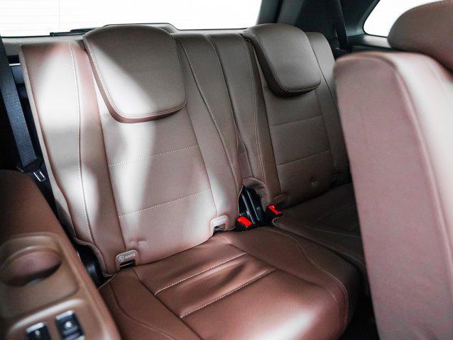 new 2025 Mercedes-Benz GLS 450 car, priced at $97,945