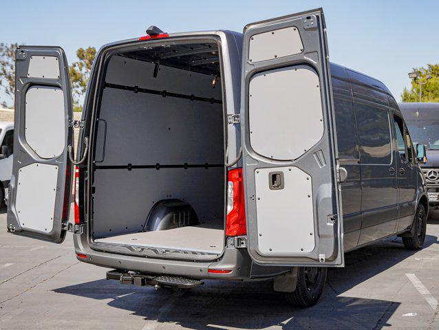 new 2025 Mercedes-Benz Sprinter 2500 car, priced at $70,195