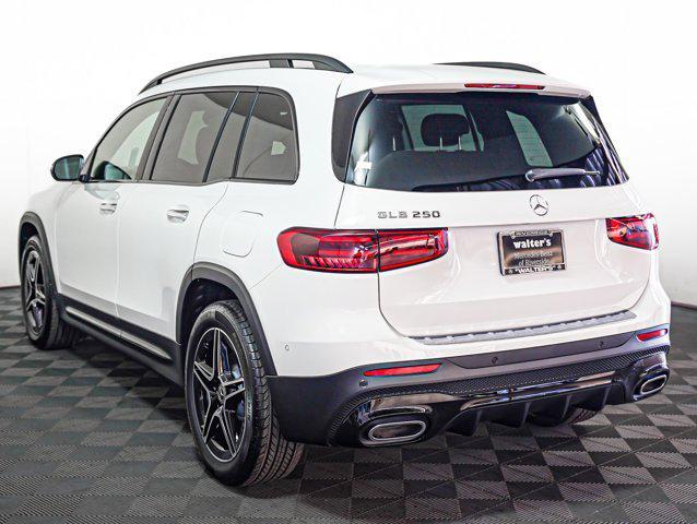 new 2024 Mercedes-Benz GLB 250 car, priced at $53,135