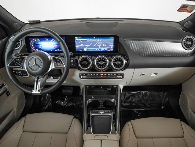 new 2025 Mercedes-Benz GLA 250 car, priced at $45,845