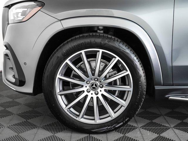 new 2025 Mercedes-Benz GLS 580 car, priced at $117,280