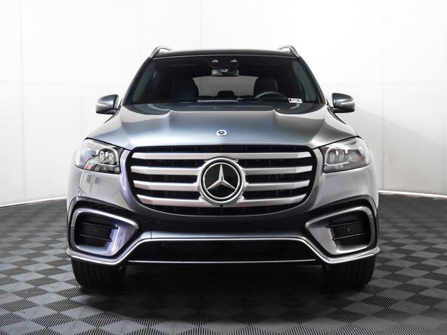 new 2025 Mercedes-Benz GLS 580 car, priced at $117,280
