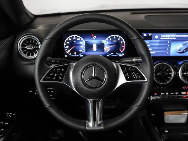 new 2025 Mercedes-Benz GLB 250 car, priced at $47,145