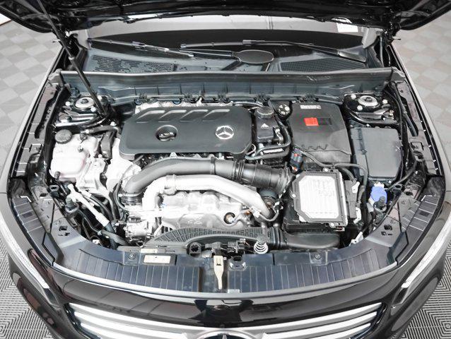 new 2025 Mercedes-Benz GLB 250 car, priced at $47,145