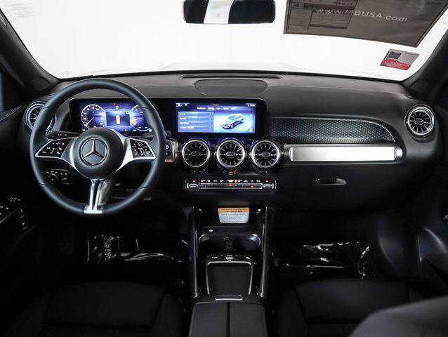 new 2025 Mercedes-Benz GLB 250 car, priced at $47,145