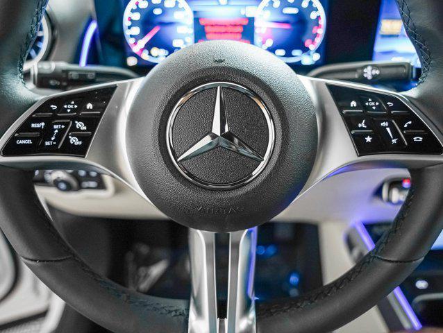 new 2025 Mercedes-Benz GLB 250 car, priced at $48,645