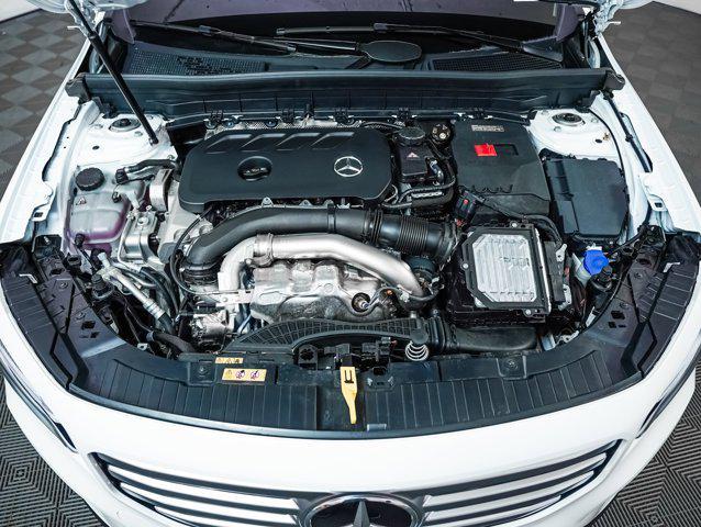 new 2025 Mercedes-Benz GLB 250 car, priced at $48,645