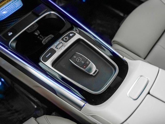 new 2025 Mercedes-Benz GLB 250 car, priced at $48,645