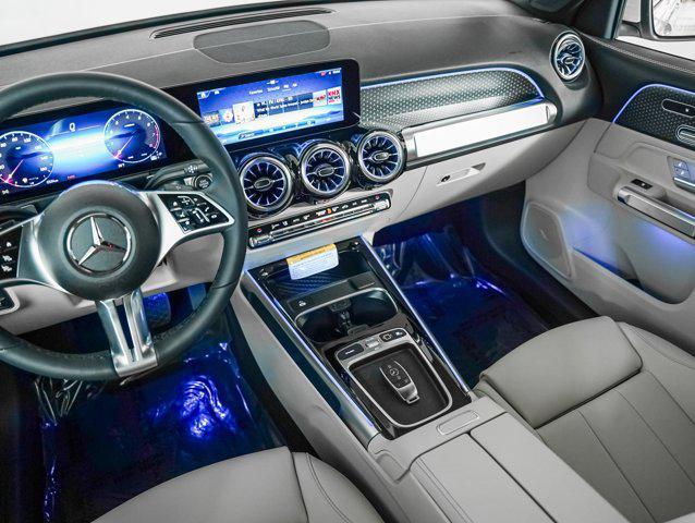 new 2025 Mercedes-Benz GLB 250 car, priced at $48,645