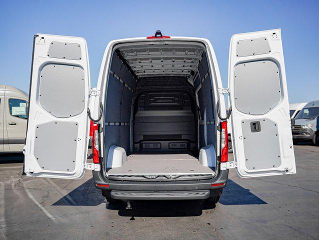 new 2025 Mercedes-Benz Sprinter 2500 car, priced at $62,462