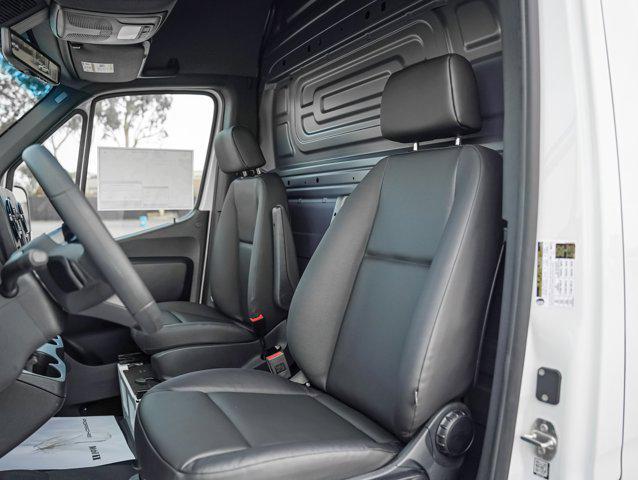 new 2025 Mercedes-Benz Sprinter 2500 car, priced at $63,208