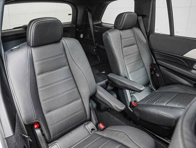 new 2025 Mercedes-Benz GLS 450 car, priced at $102,320