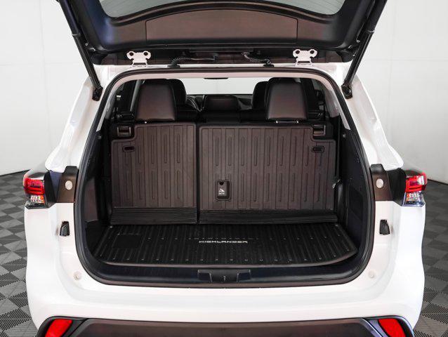 used 2022 Toyota Highlander Hybrid car, priced at $42,500