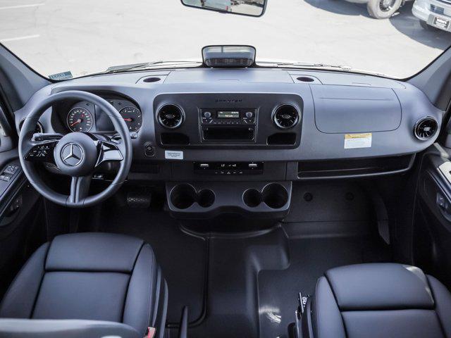 new 2025 Mercedes-Benz Sprinter 2500 car, priced at $65,438