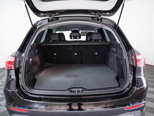 new 2025 Mercedes-Benz GLC 350e car, priced at $63,650