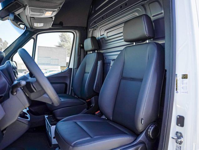 new 2025 Mercedes-Benz Sprinter 2500 car, priced at $65,622