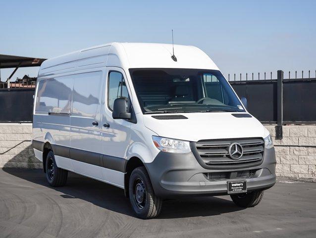 new 2024 Mercedes-Benz Sprinter 3500 car, priced at $68,735