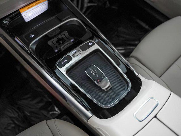 new 2026 Mercedes-Benz GLB 250 car, priced at $49,600