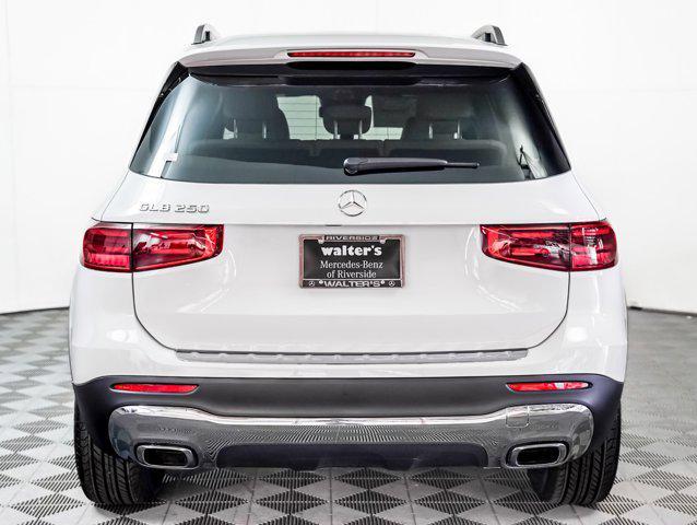 new 2026 Mercedes-Benz GLB 250 car, priced at $48,330