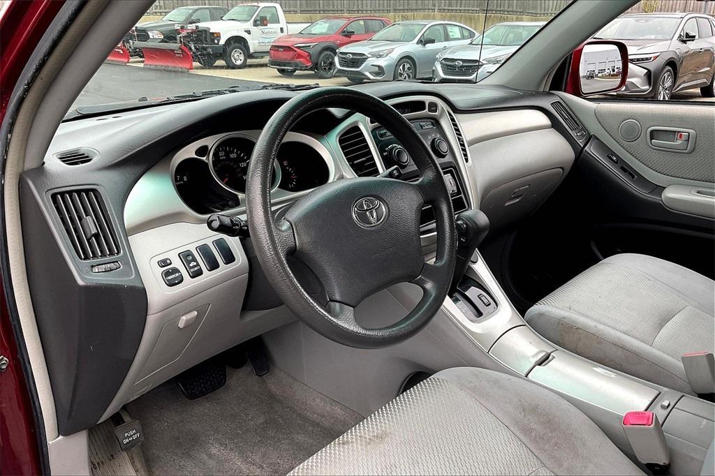 used 2007 Toyota Highlander car, priced at $6,543