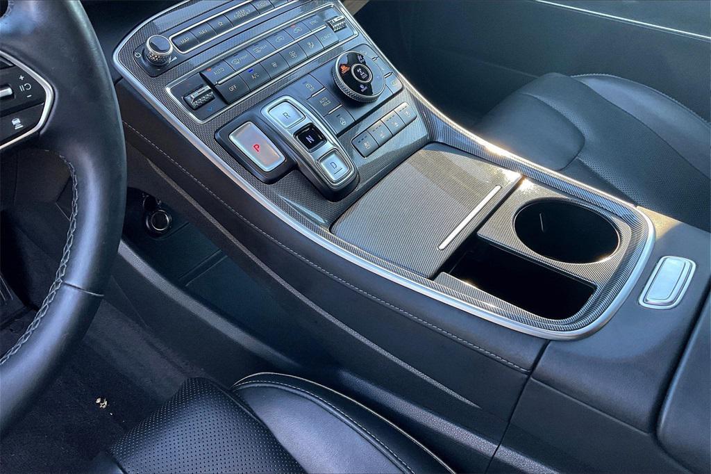 used 2021 Hyundai Santa Fe car, priced at $23,900