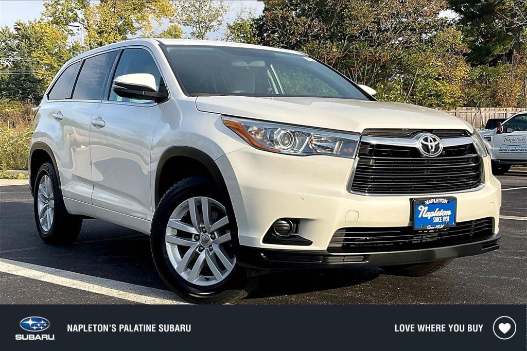 used 2015 Toyota Highlander car, priced at $17,499