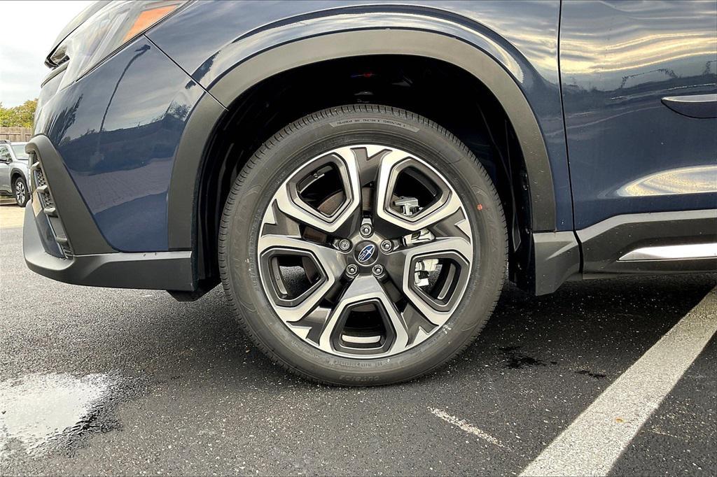 new 2025 Subaru Ascent car, priced at $46,917