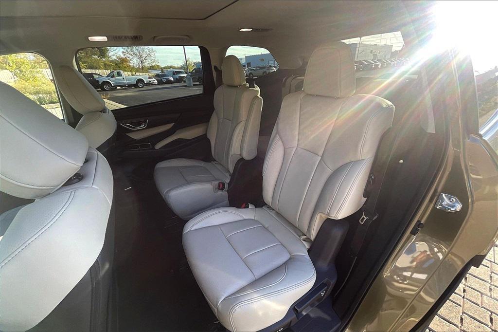 new 2025 Subaru Ascent car, priced at $46,912