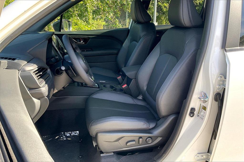 new 2025 Subaru Forester Hybrid car, priced at $43,858