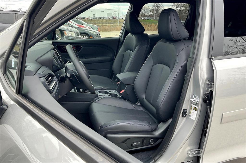 new 2025 Subaru Forester car, priced at $39,090