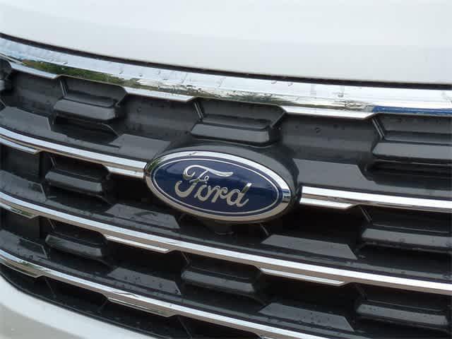 new 2025 Ford Explorer car, priced at $45,038