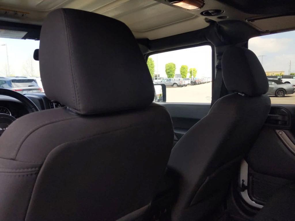 used 2016 Jeep Wrangler Unlimited car, priced at $20,999