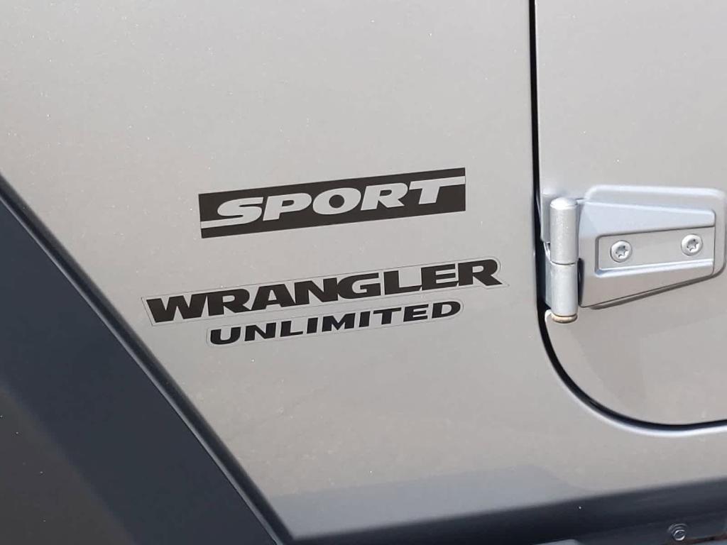used 2016 Jeep Wrangler Unlimited car, priced at $20,999