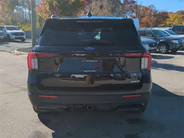 new 2025 Ford Explorer car