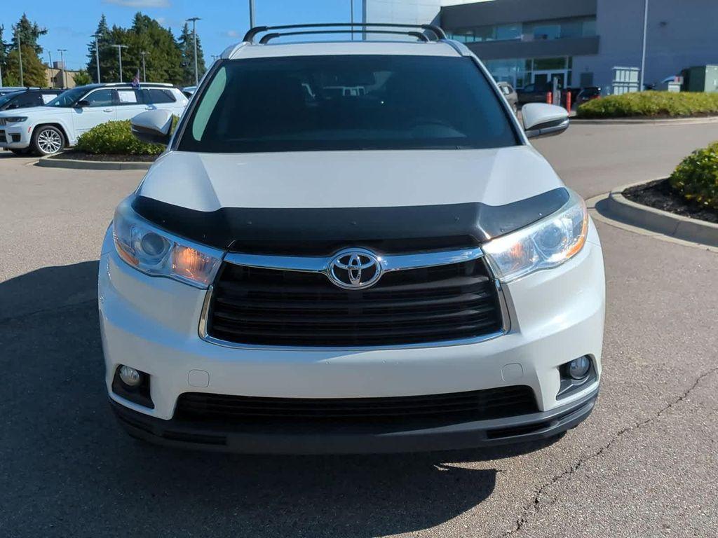 used 2014 Toyota Highlander car, priced at $15,999
