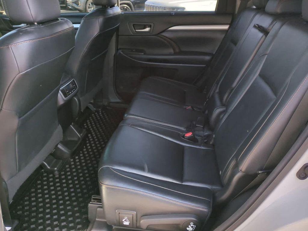 used 2014 Toyota Highlander car, priced at $15,999