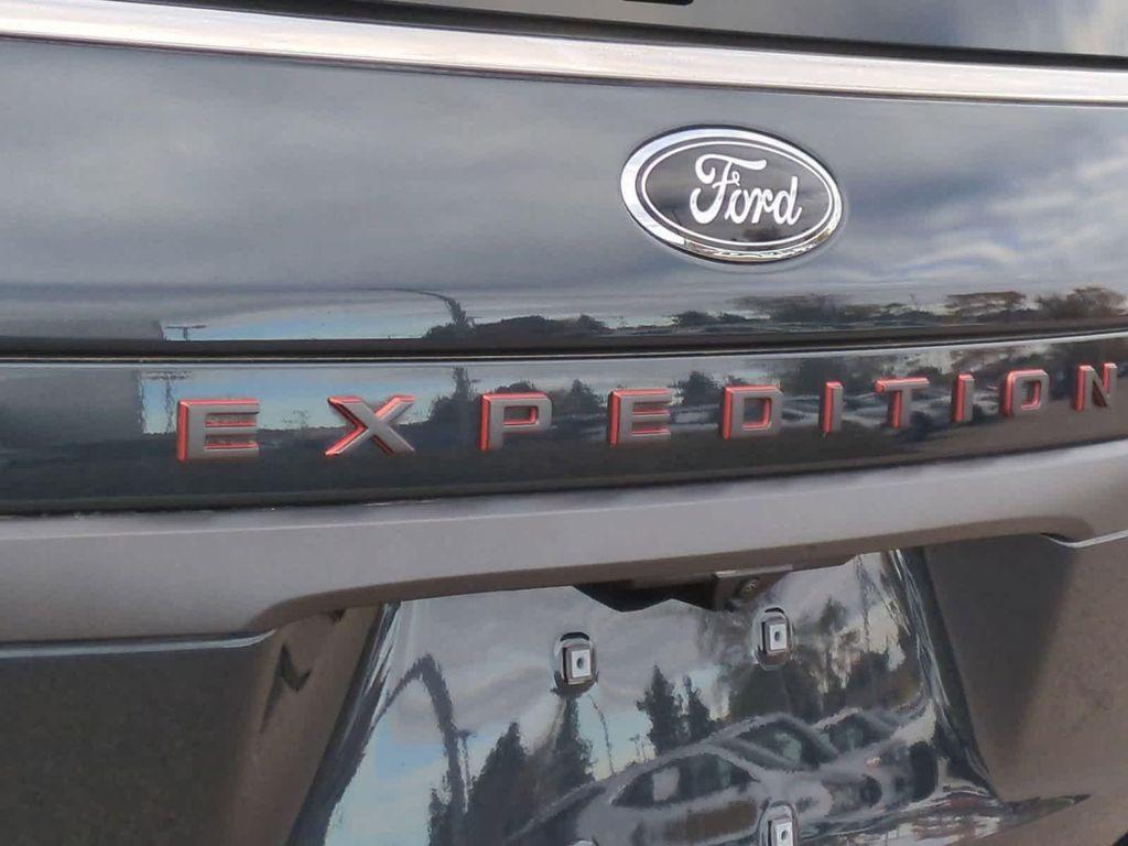 used 2023 Ford Expedition car, priced at $53,500