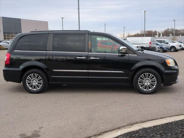 used 2013 Chrysler Town & Country car, priced at $4,265