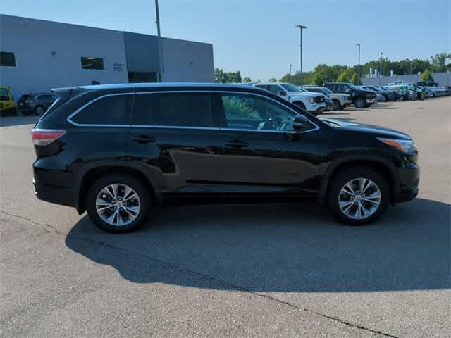 used 2015 Toyota Highlander car, priced at $11,995