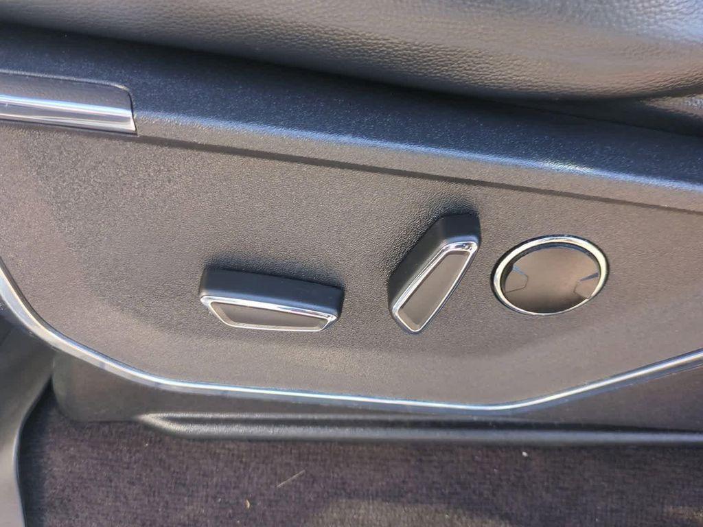 used 2021 Ford F-150 car, priced at $32,751