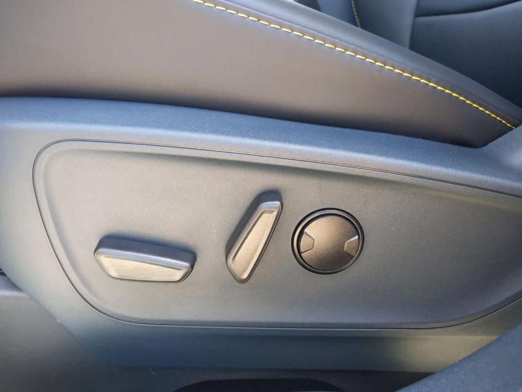 new 2025 Ford Maverick car, priced at $35,684
