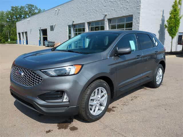 new 2024 Ford Edge car, priced at $39,592