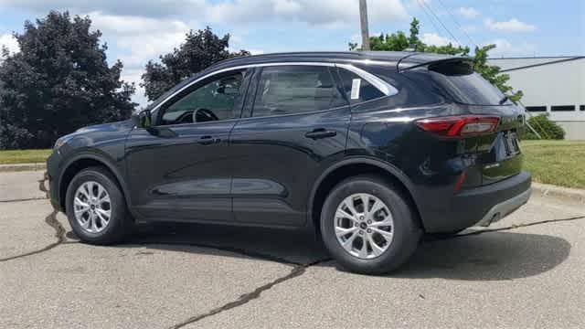 new 2024 Ford Escape car, priced at $35,634