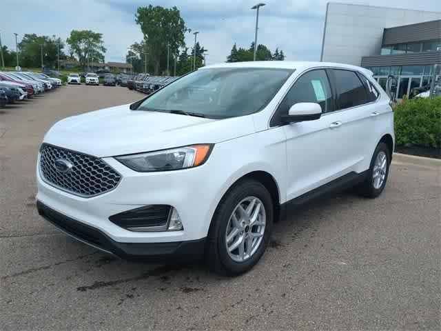 new 2024 Ford Edge car, priced at $40,296