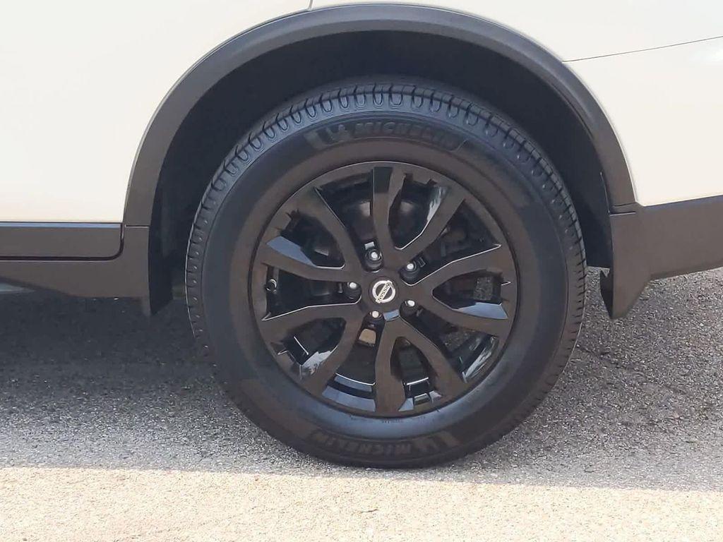 used 2019 Nissan Rogue car, priced at $17,891