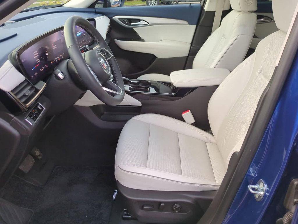 used 2025 Buick Envision car