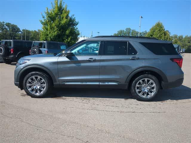 new 2025 Ford Explorer car, priced at $44,271