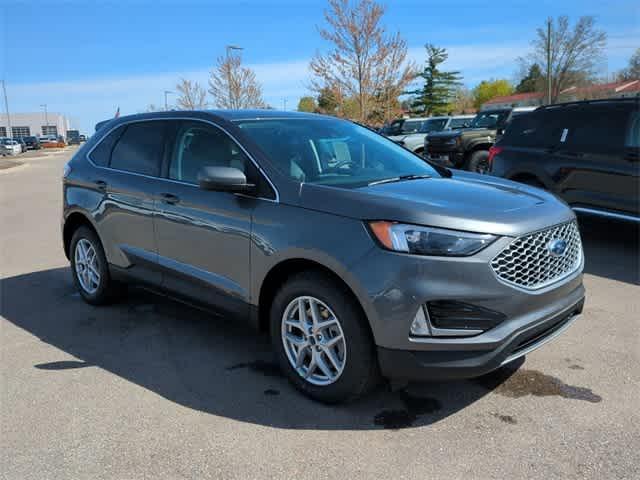 new 2024 Ford Edge car, priced at $40,129