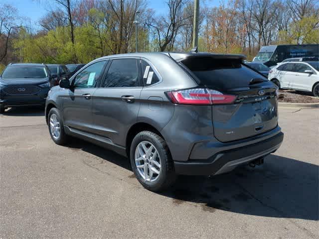 new 2024 Ford Edge car, priced at $40,129