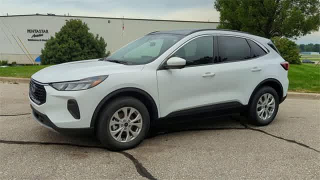 new 2024 Ford Escape car, priced at $35,634